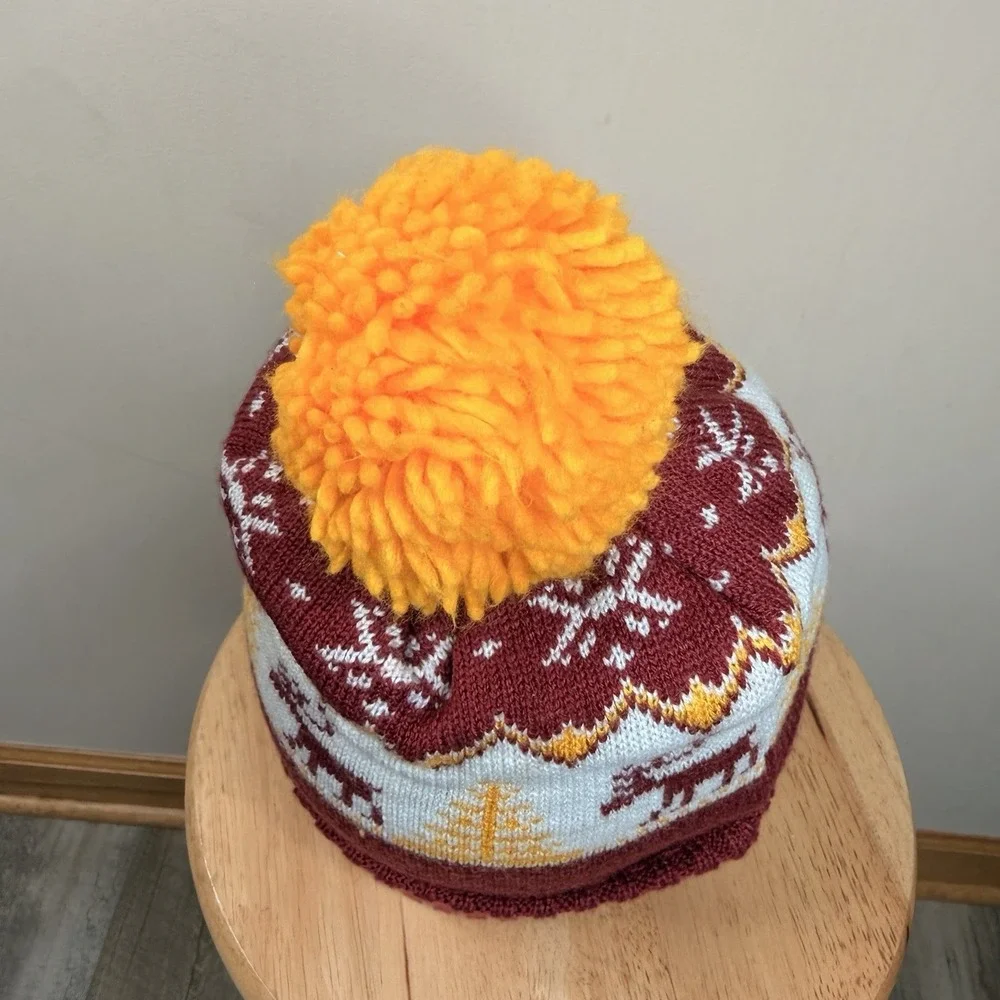 Adidas Cleveland Cavaliers Knit  Cuffed Beanie Hat Pom-pom 100% ACRYLIC burgundy
